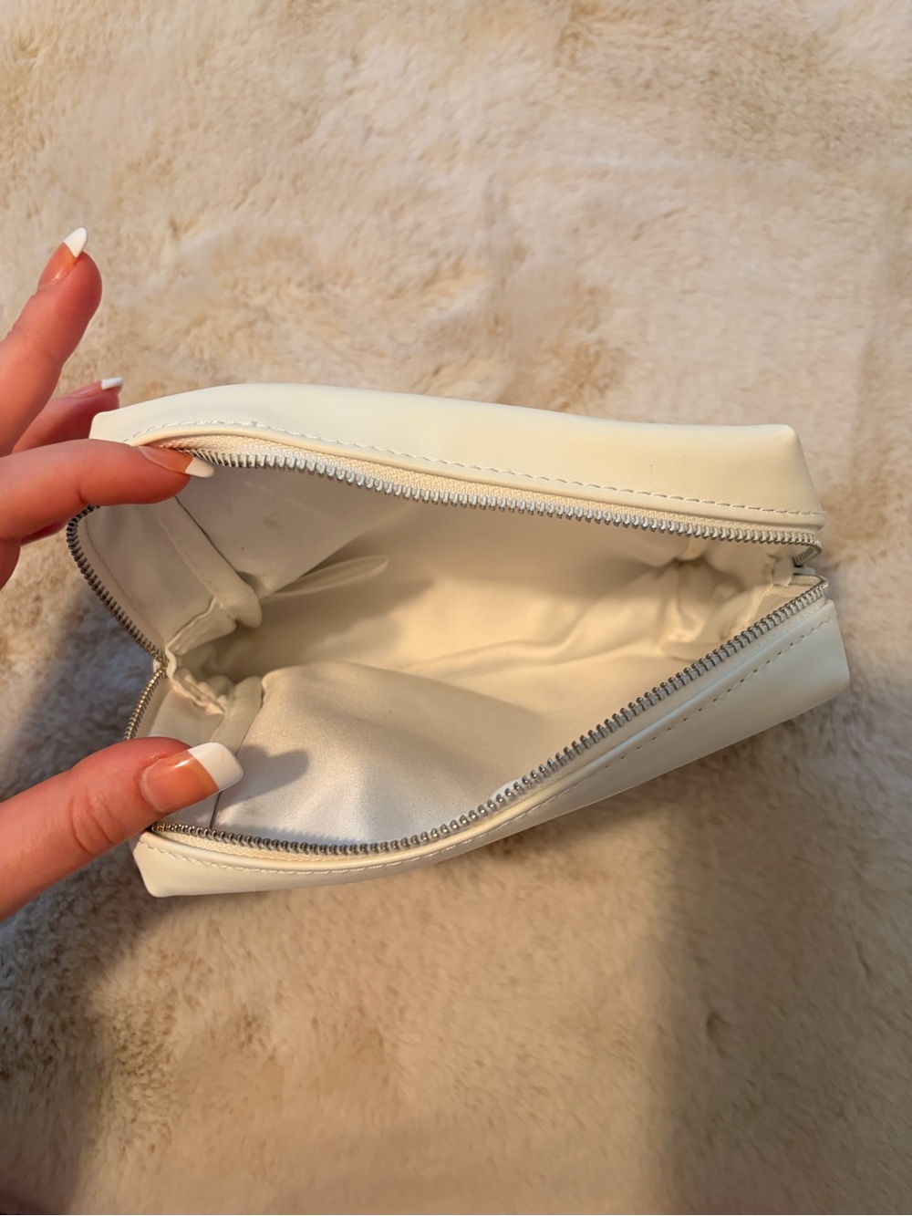 YSL Beauté White Cosmetic Makeup Bag Zip Pouch Travel Case - Picture 2 of 4
